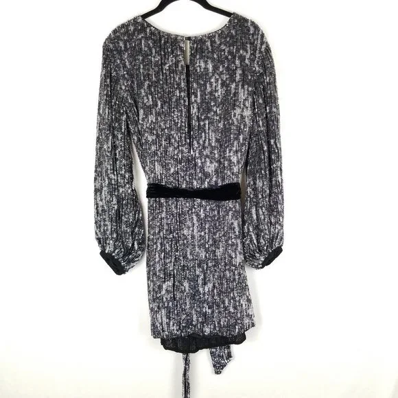 ✨ NWT Retrofête Emani Long Sleeve Sequin Mini Dress - Black/Silver (Size S) - Picture 13 of 15
